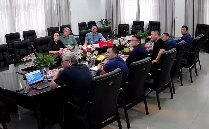 爱通公司史蒂芬先生访问谈球吧